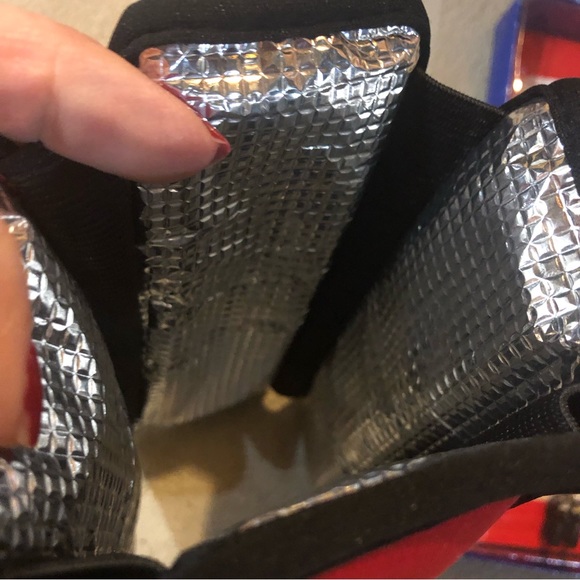 Rabbit Wine Chiller and Wine Glass Charms - Picture 3 of 6